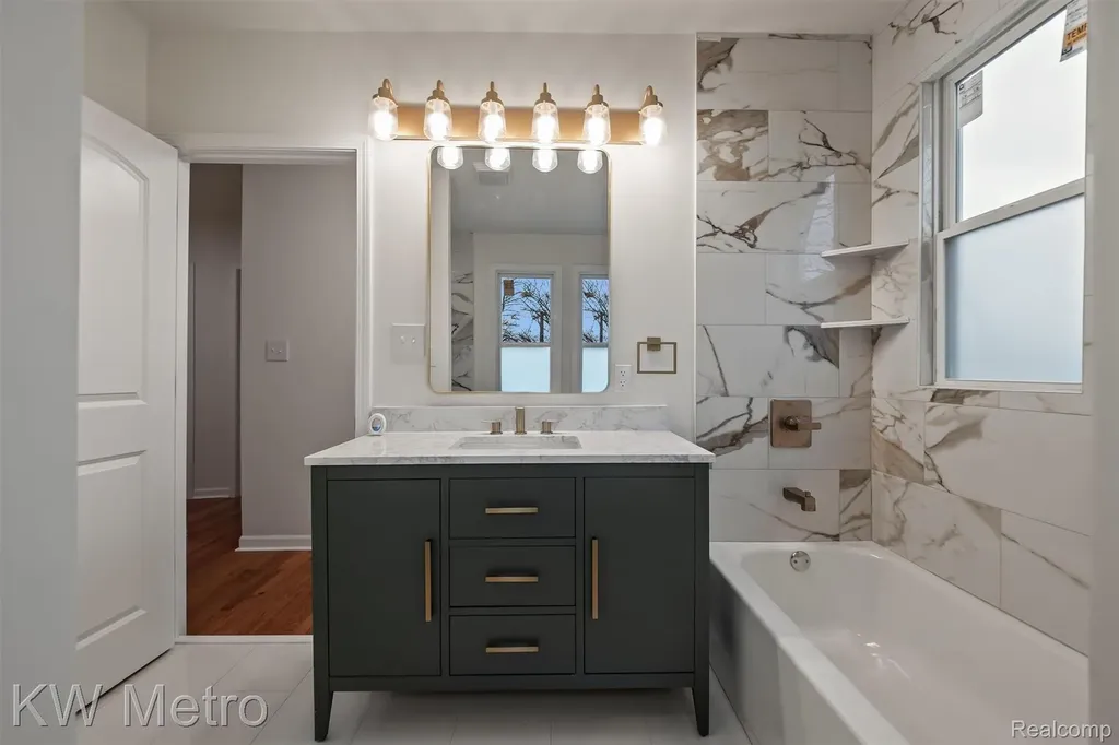 120 Tuxedo Street Highland Park City MI 48203