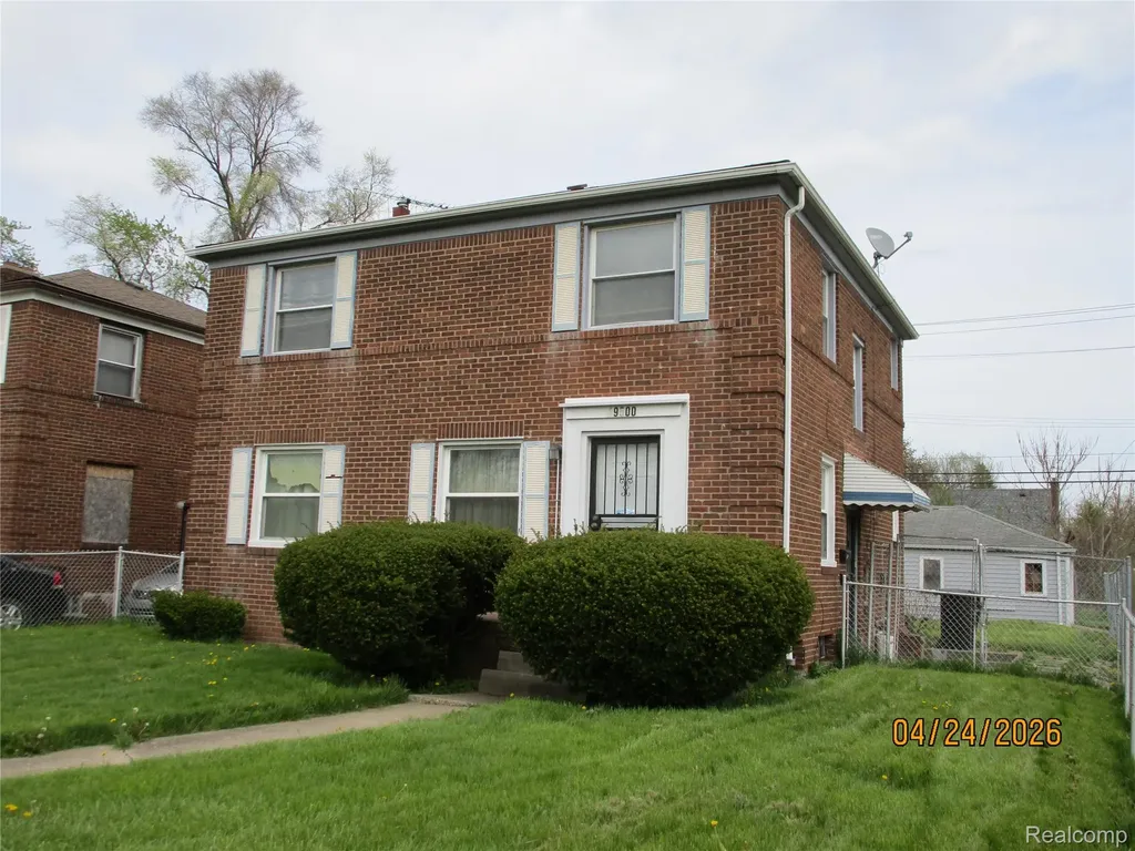 19500 Hoover Street Detroit City MI 48205