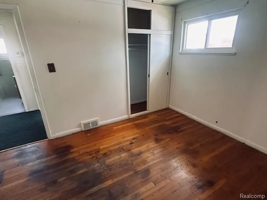 3036 Green Street Lincoln Park City MI 48146