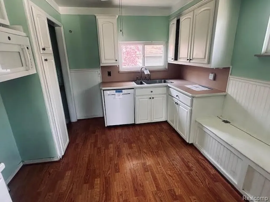 3036 Green Street Lincoln Park City MI 48146