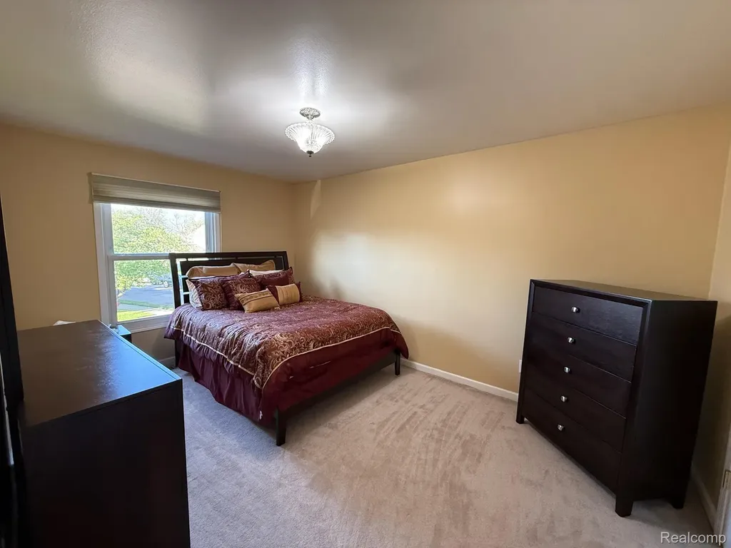 2761 Fox Hollow Court Orion Charter Township MI 48360