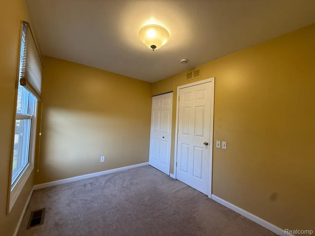 2761 Fox Hollow Court Orion Charter Township MI 48360