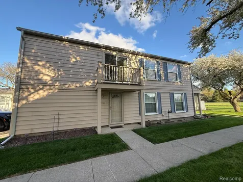 2761 Fox Hollow Court Orion Charter Township MI 48360
