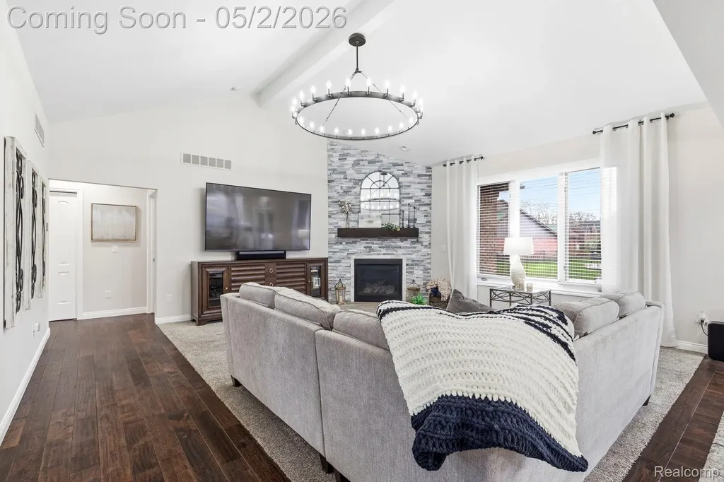 19361 Concetta Drive Macomb Township MI 48044