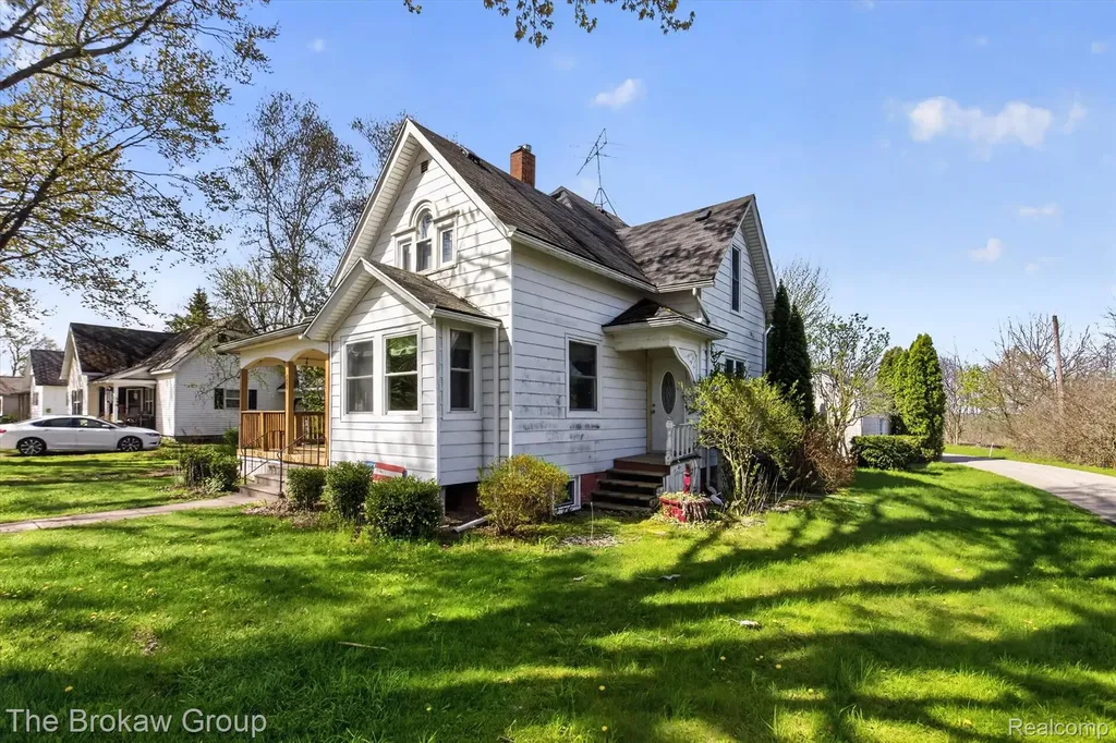 2095 Liberty Street Fairgrove Village MI 48733