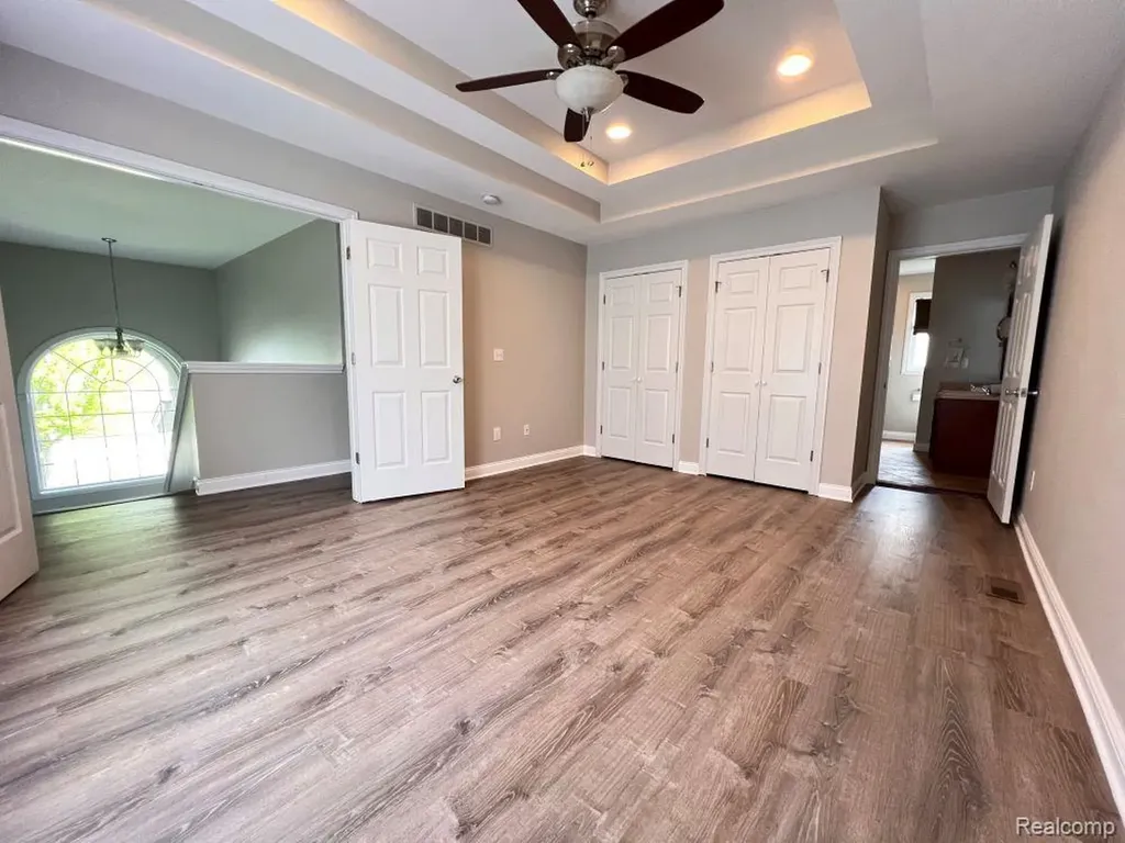 53 Highland Avenue Clawson City MI 48017