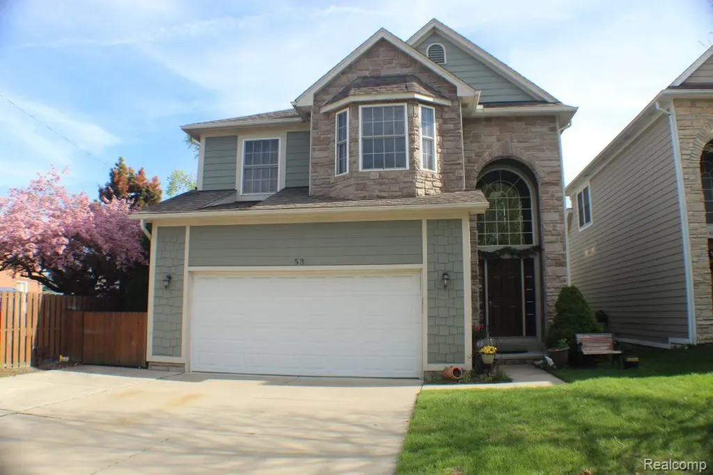 53 Highland Avenue Clawson City MI 48017