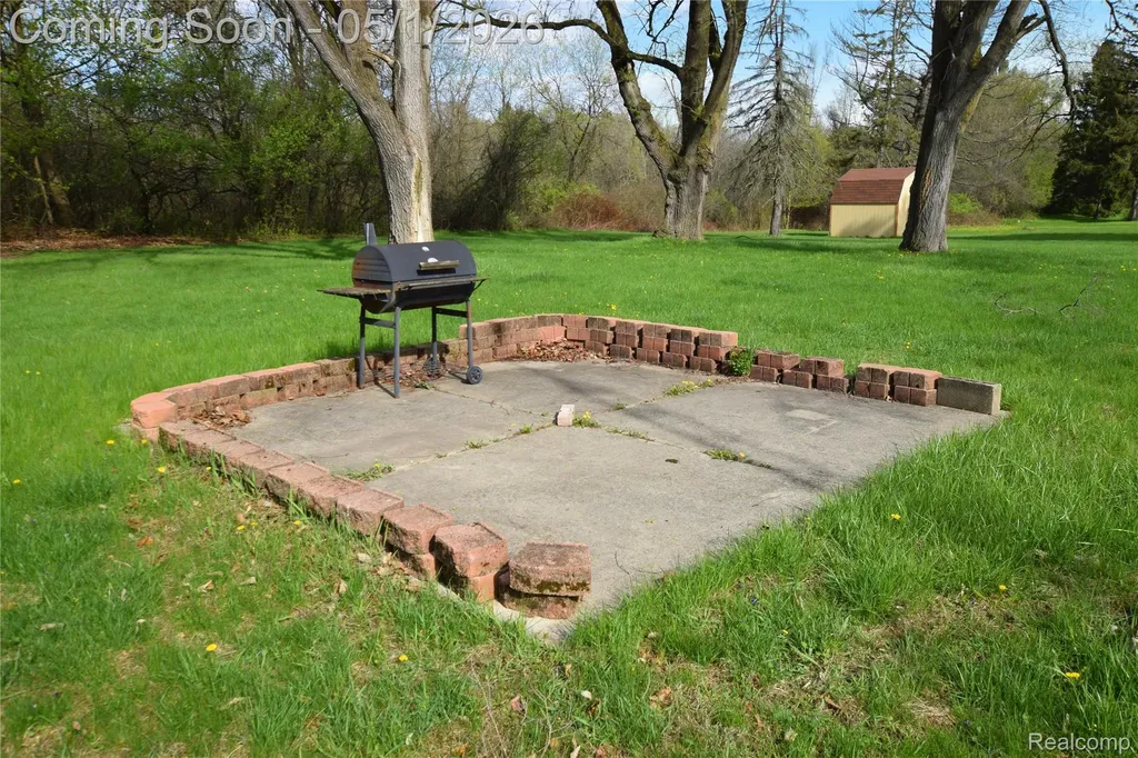 1455 Sun Terrace Drive Flint Charter Township MI 48532