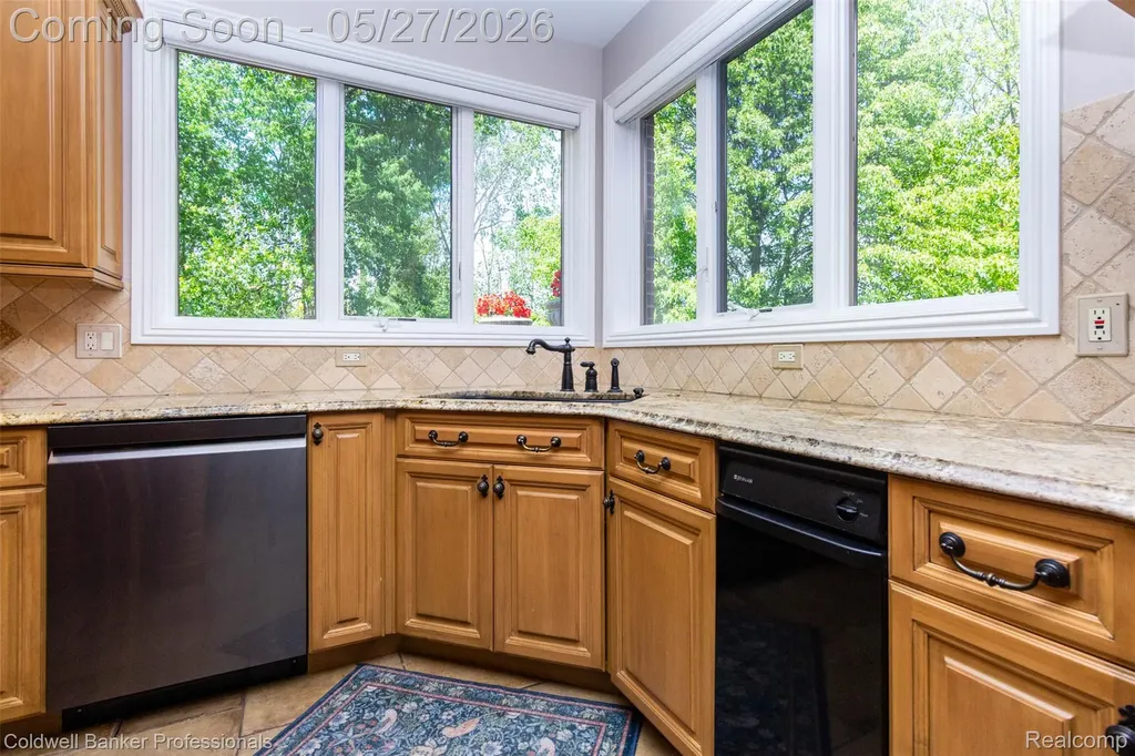 57177 Covington Drive Washington Township MI 48094