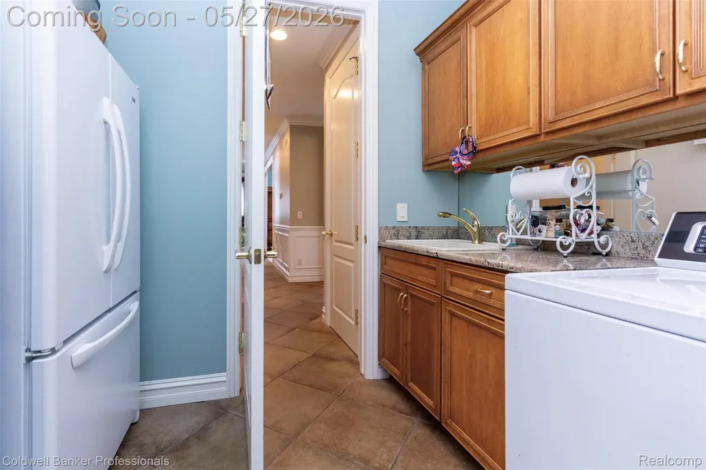 57177 Covington Drive Washington Township MI 48094