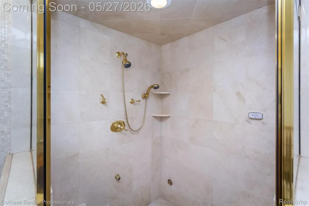57177 Covington Drive Washington Township MI 48094