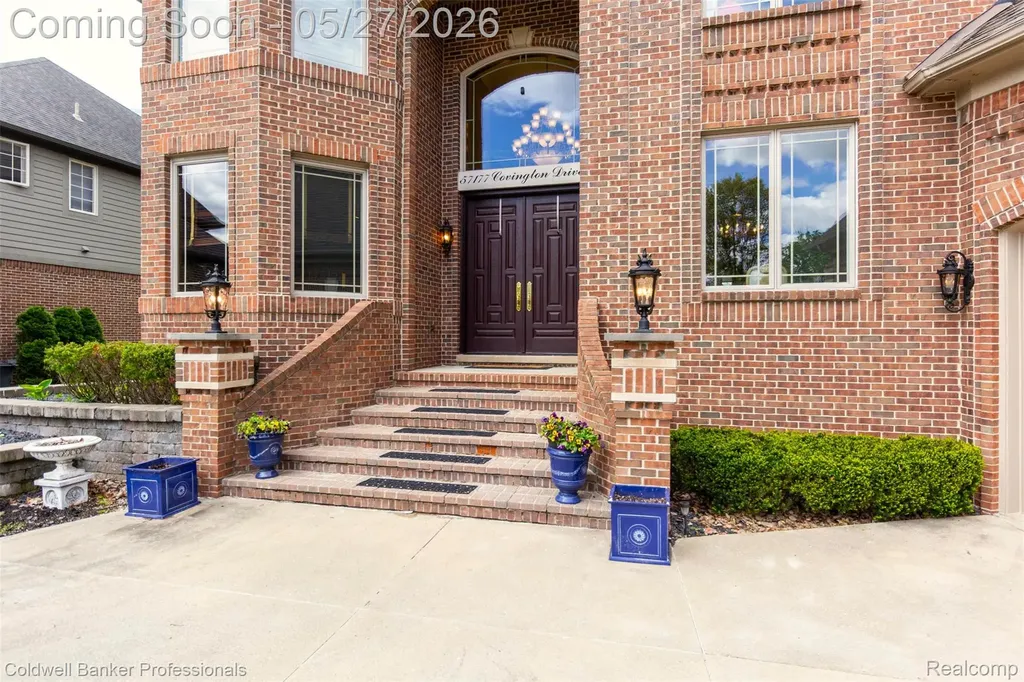 57177 Covington Drive Washington Township MI 48094