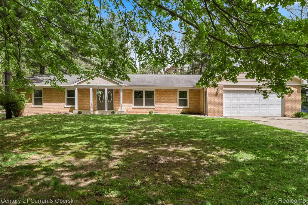 3810 Winding Way Kalamazoo Charter Township MI 49004