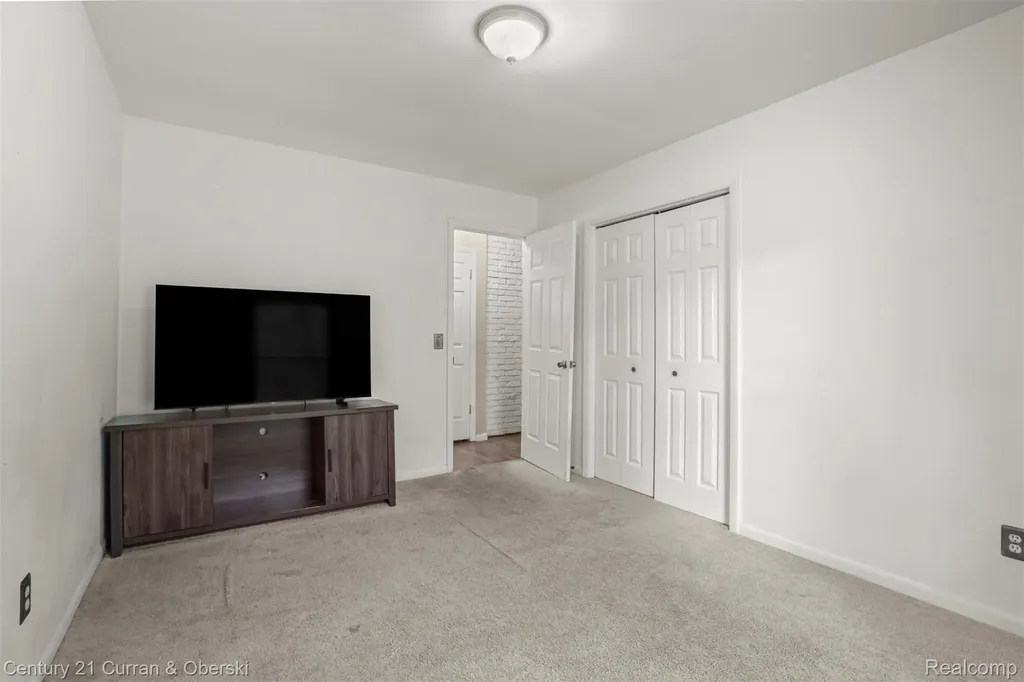 3810 Winding Way Kalamazoo Charter Township MI 49004