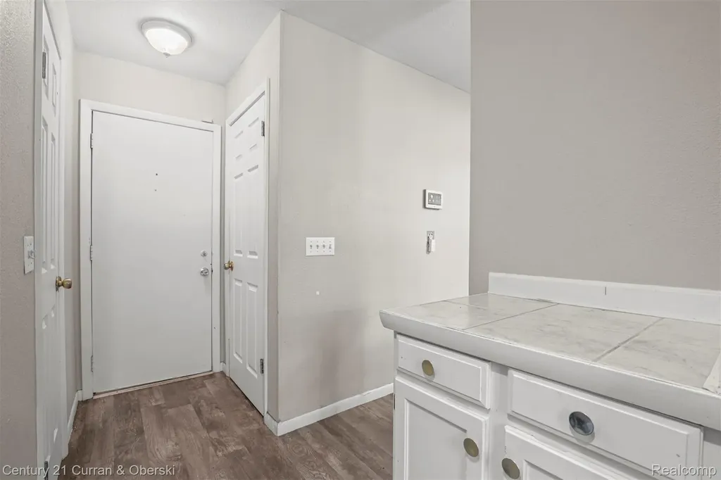 3810 Winding Way Kalamazoo Charter Township MI 49004