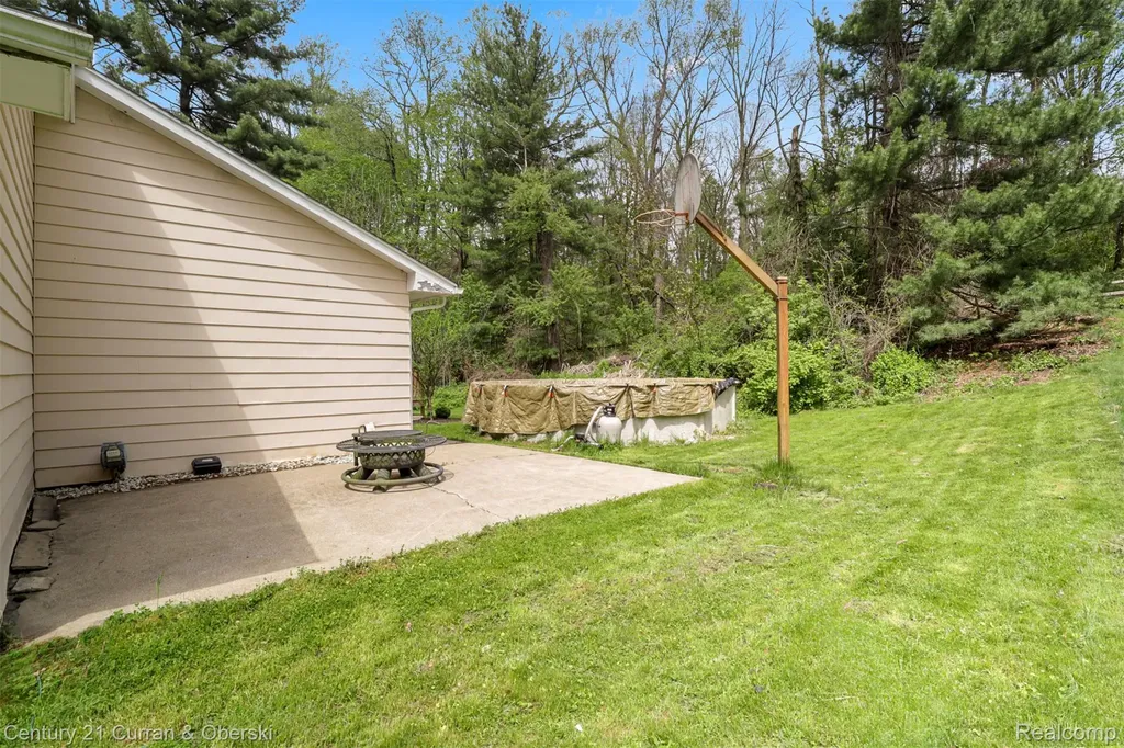 3810 Winding Way Kalamazoo Charter Township MI 49004
