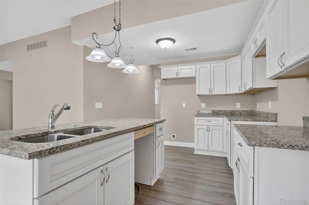 16535 Savor Lane Clinton Charter Township MI 48035
