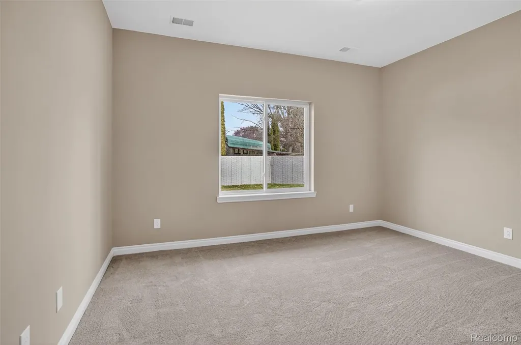 16535 Savor Lane Clinton Charter Township MI 48035