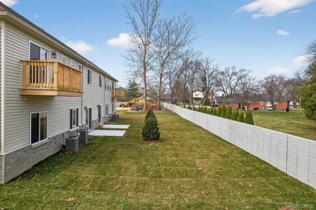 16535 Savor Lane Clinton Charter Township MI 48035