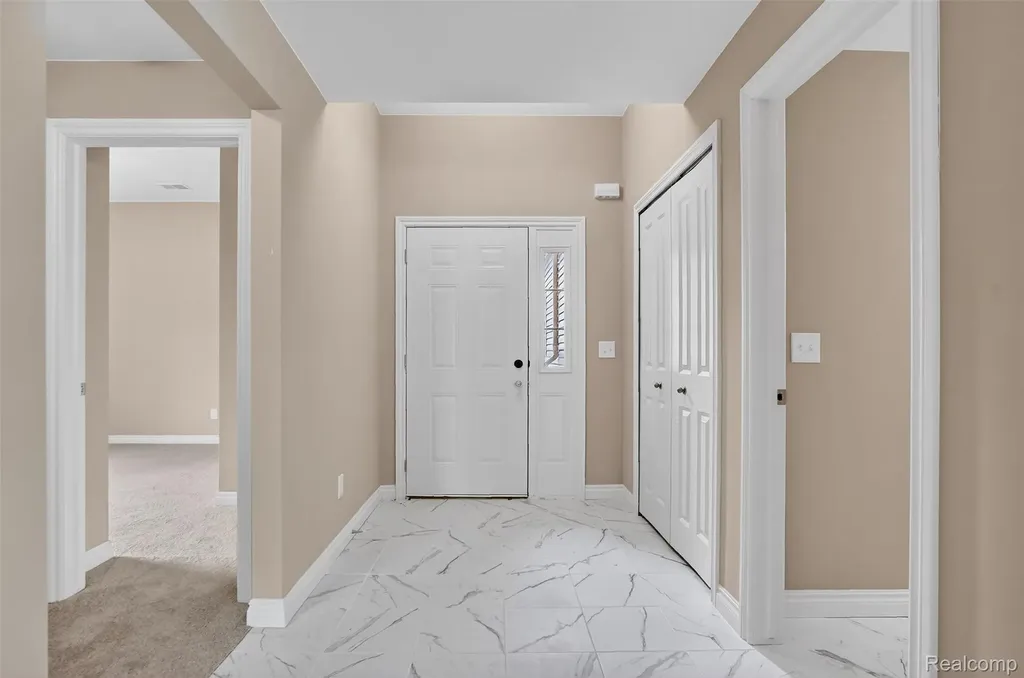 16535 Savor Lane Clinton Charter Township MI 48035