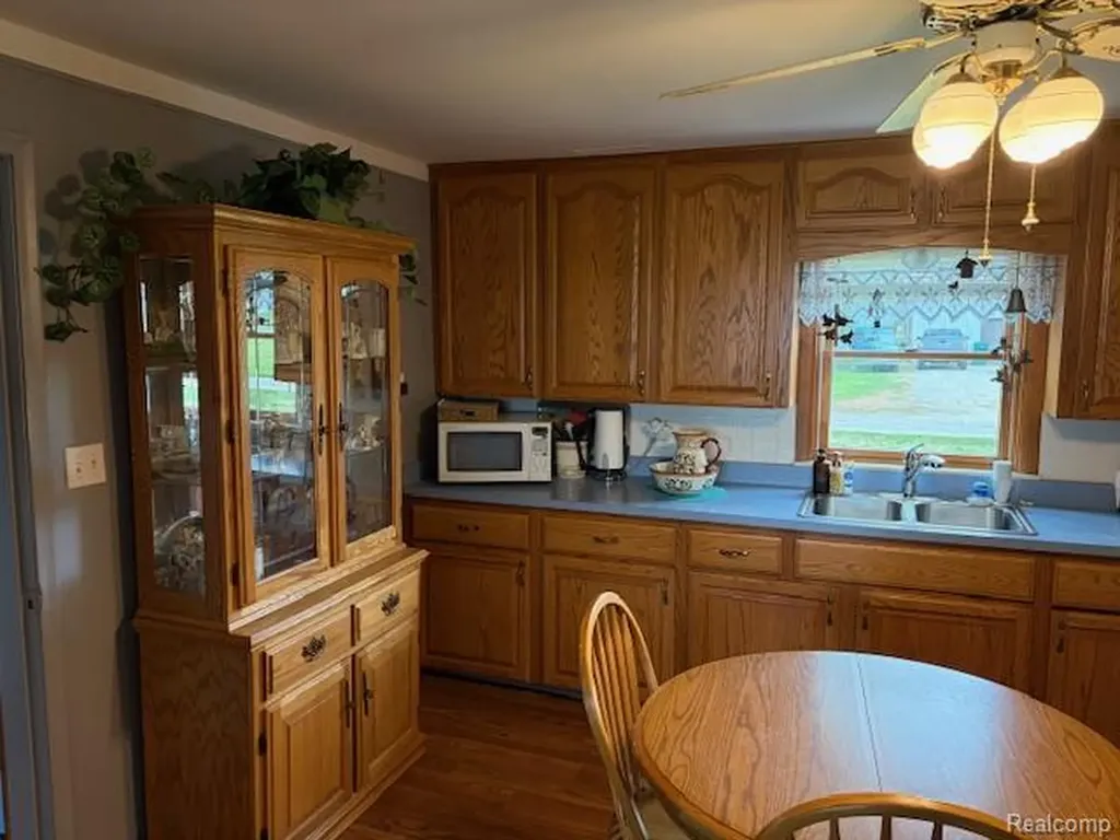 2904 N Lakeshore Road Rubicon Township MI 48468