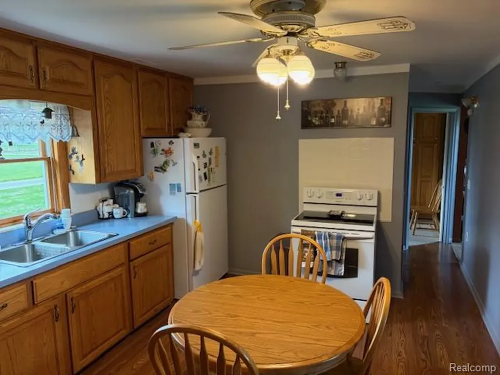 2904 N Lakeshore Road Rubicon Township MI 48468