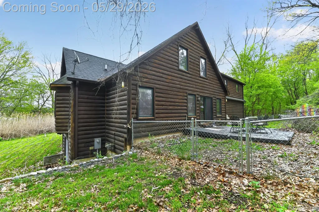3845 Lake Lapeer Drive Elba Township MI 48455