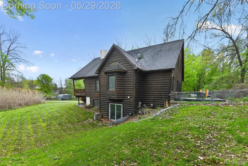3845 Lake Lapeer Drive Elba Township MI 48455