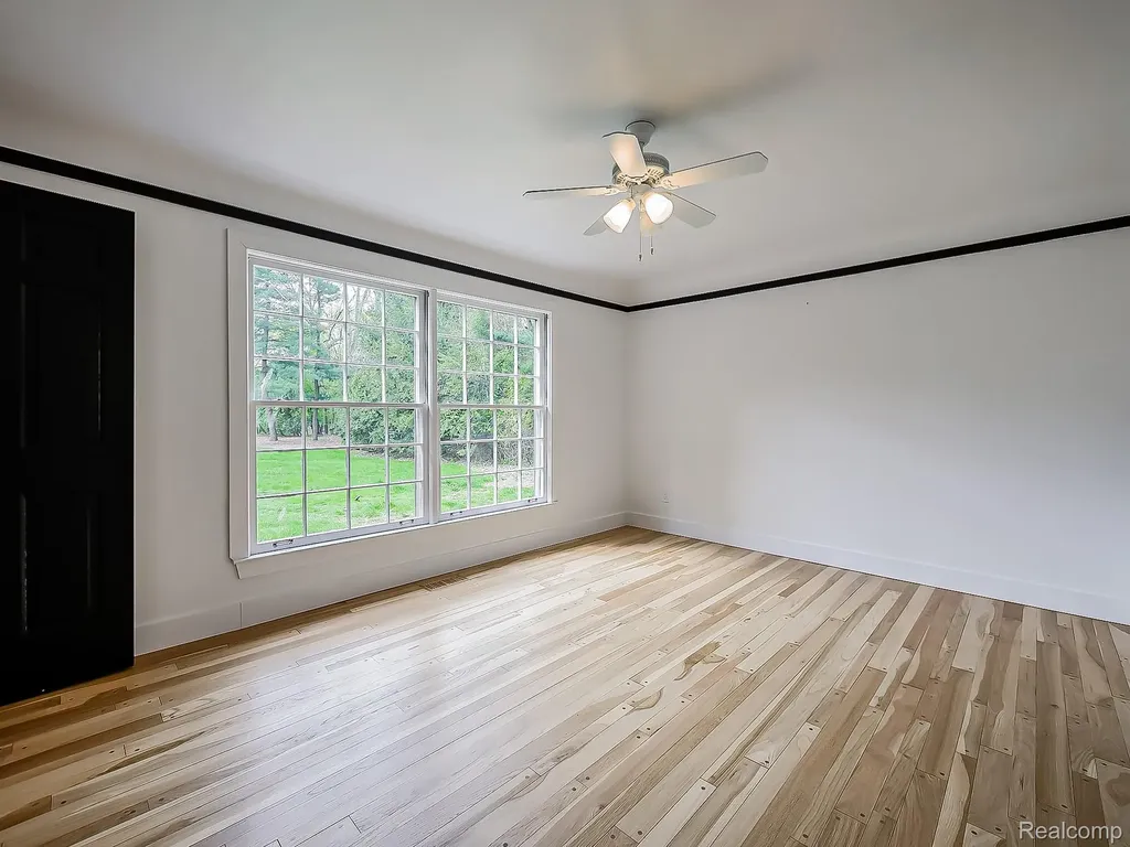 2085 Quarton Road Bloomfield Hills City MI 48301