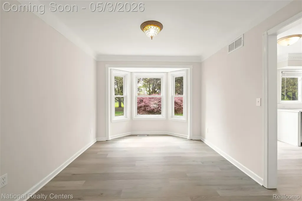 35963 Fair Oaks Court Farmington Hills City MI 48331