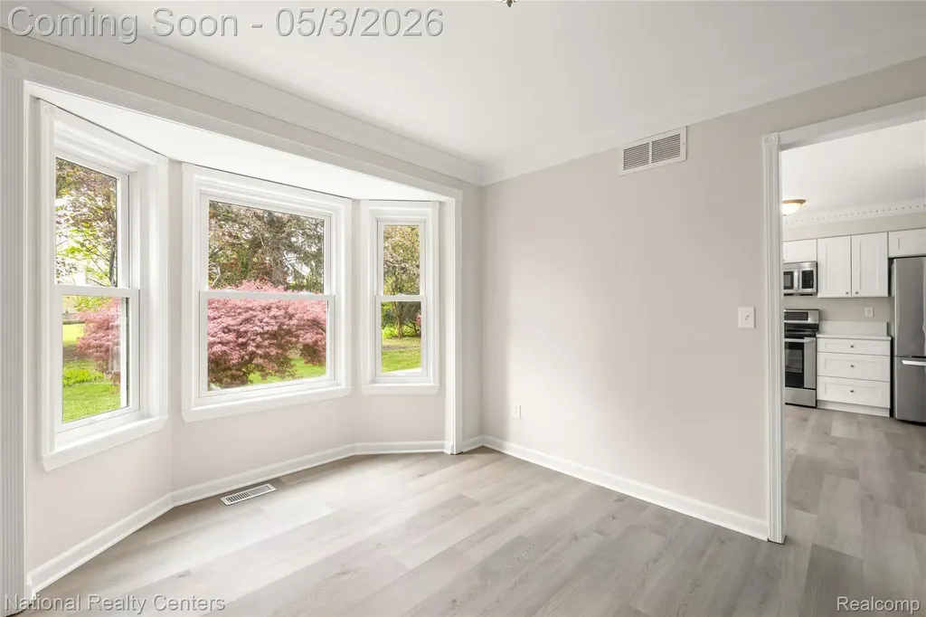 35963 Fair Oaks Court Farmington Hills City MI 48331