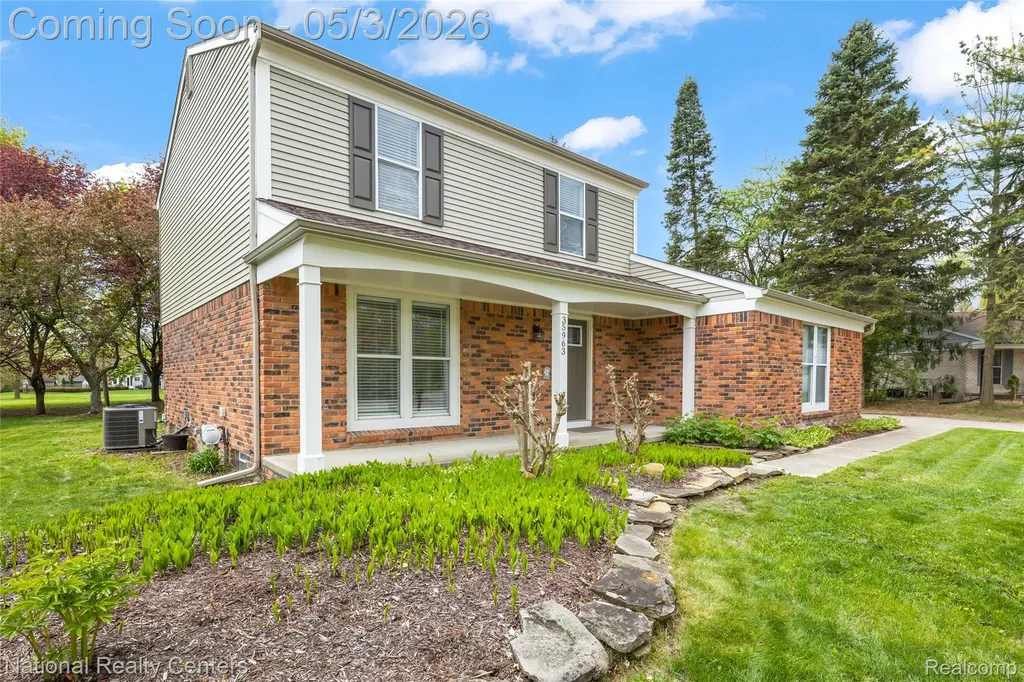 35963 Fair Oaks Court Farmington Hills City MI 48331