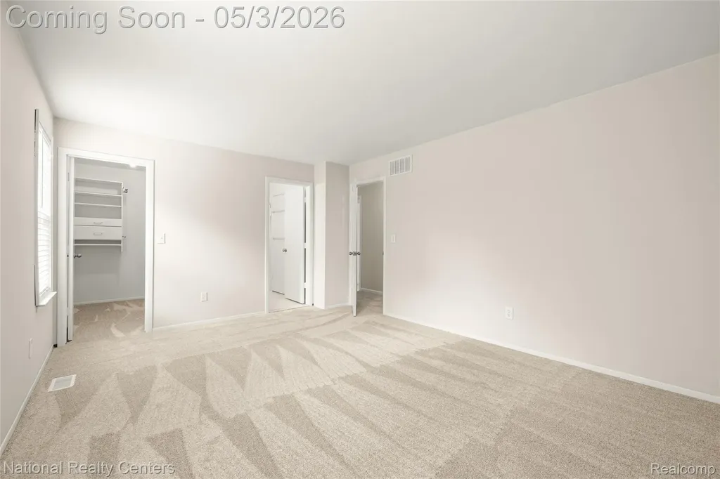 35963 Fair Oaks Court Farmington Hills City MI 48331