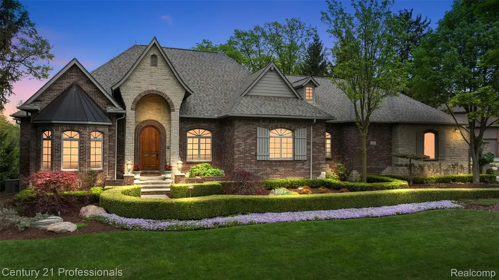 1181 Iroquois Trail Oxford Charter Township MI 48371