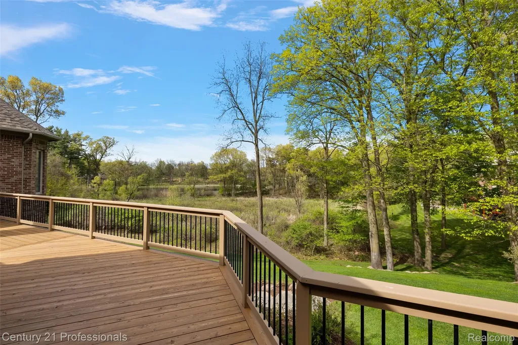 1181 Iroquois Trail Oxford Charter Township MI 48371