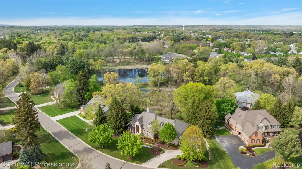 1181 Iroquois Trail Oxford Charter Township MI 48371