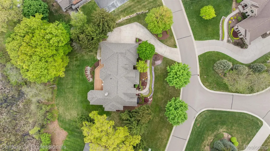1181 Iroquois Trail Oxford Charter Township MI 48371