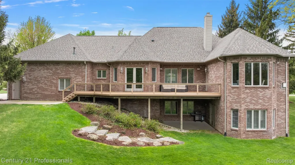 1181 Iroquois Trail Oxford Charter Township MI 48371