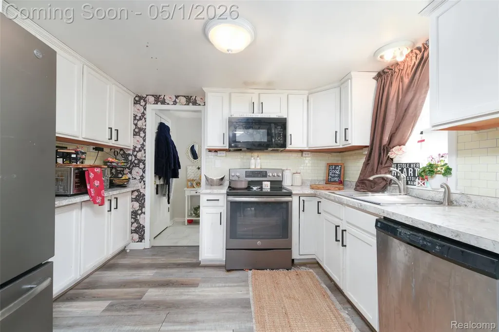 317 Crossman Street Williamston City MI 48895