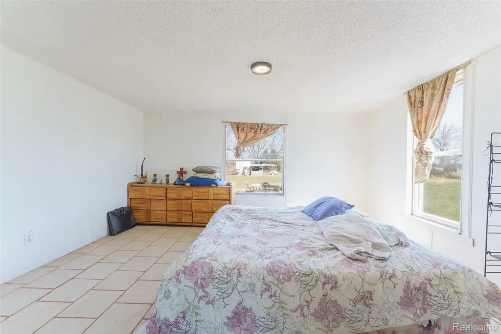 12459 Earl Road Henrietta Township MI 49285