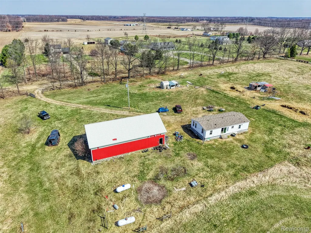 12459 Earl Road Henrietta Township MI 49285