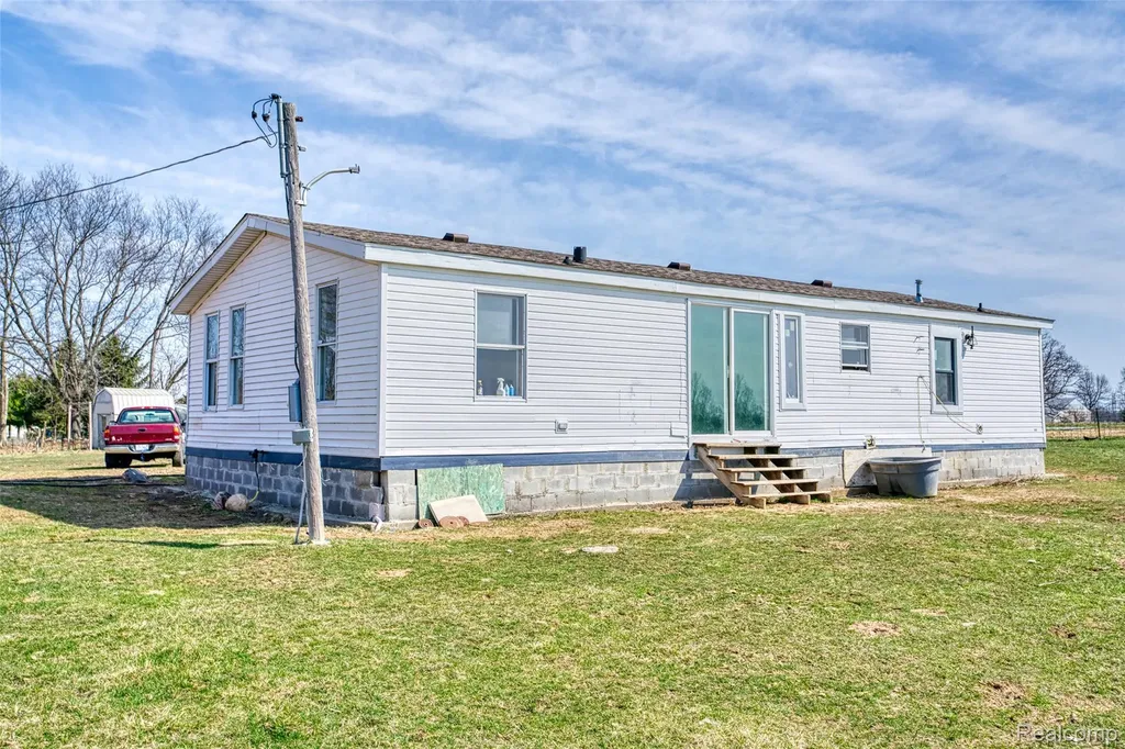 12459 Earl Road Henrietta Township MI 49285
