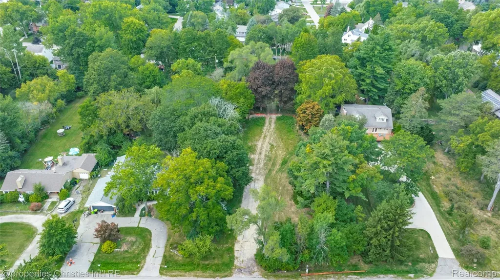 5620 Inkster Road West Bloomfield Charter Township MI 48323