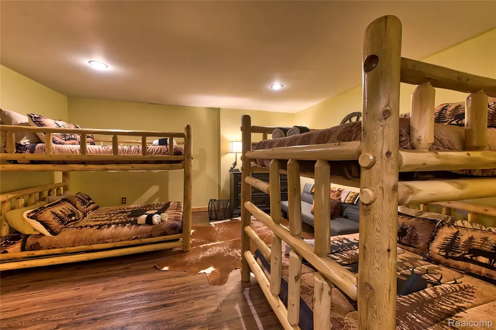 1189 Ridgeline Drive Boyne Valley Township MI 49712