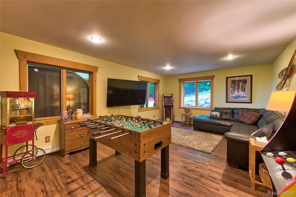 1189 Ridgeline Drive Boyne Valley Township MI 49712