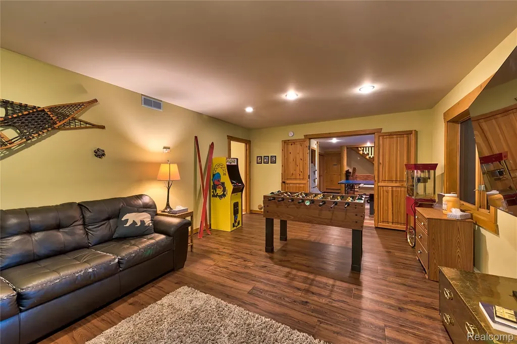 1189 Ridgeline Drive Boyne Valley Township MI 49712