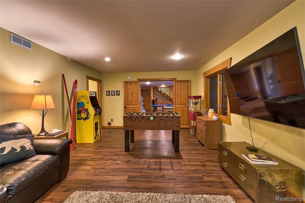 1189 Ridgeline Drive Boyne Valley Township MI 49712