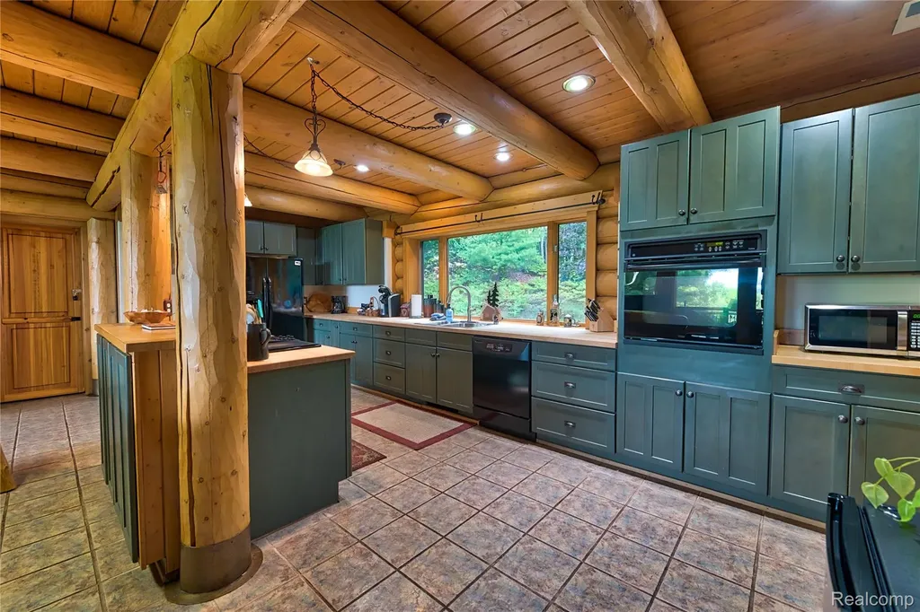 1189 Ridgeline Drive Boyne Valley Township MI 49712