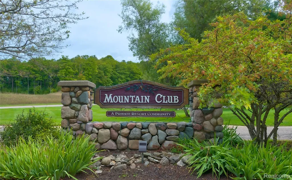 1189 Ridgeline Drive Boyne Valley Township MI 49712