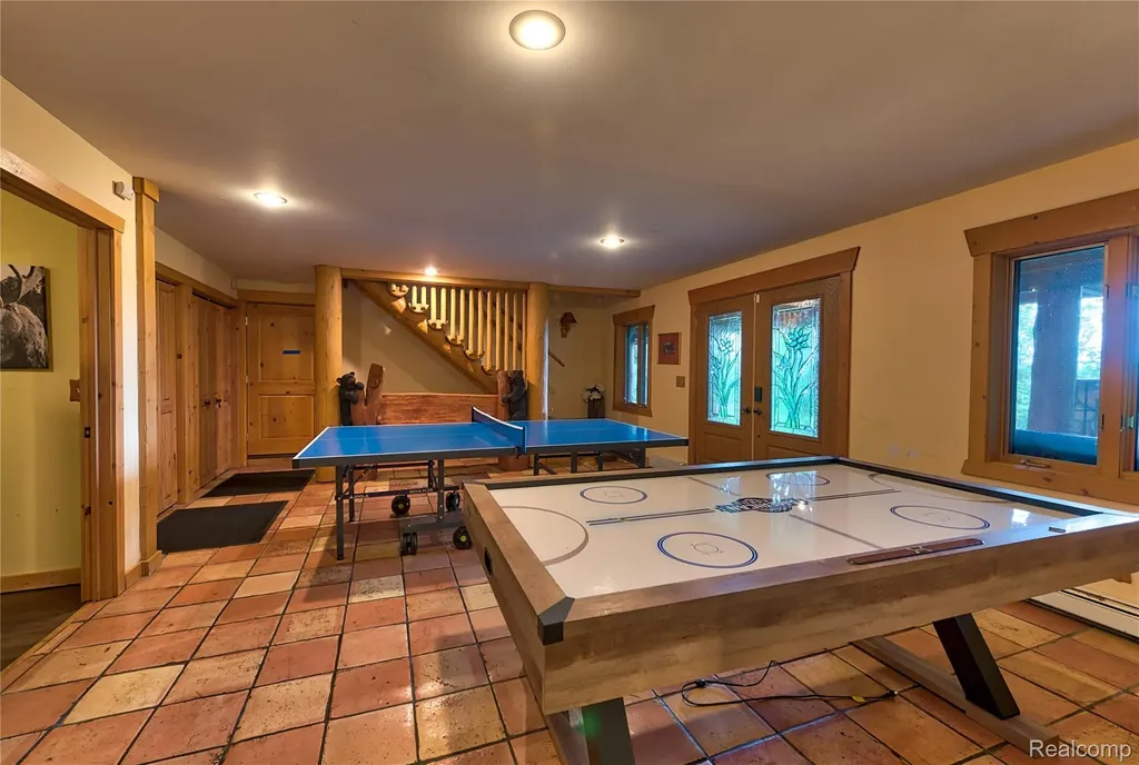 1189 Ridgeline Drive Boyne Valley Township MI 49712